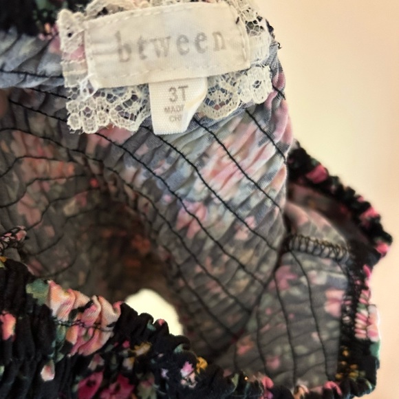 Black Floral Smocked Top + Shorts Set | Girls 3T | 2-Piece Summer Outfit - Picture 10 of 10